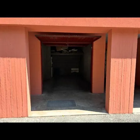 Vista Sul Castello - Con Garage Privato Gratuito